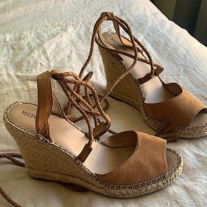 Cute summer wedge Sandal with Straps